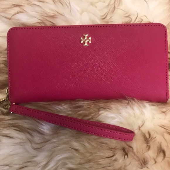 Tory Burch continental zip wallet